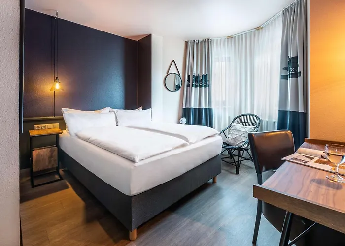 Western Am Hauptbahnhof 3* Norimberga