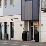 Western Am Hauptbahnhof 3*