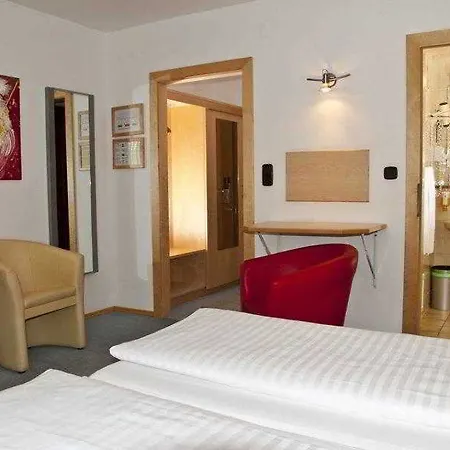 Western Am Hauptbahnhof מלון 3*